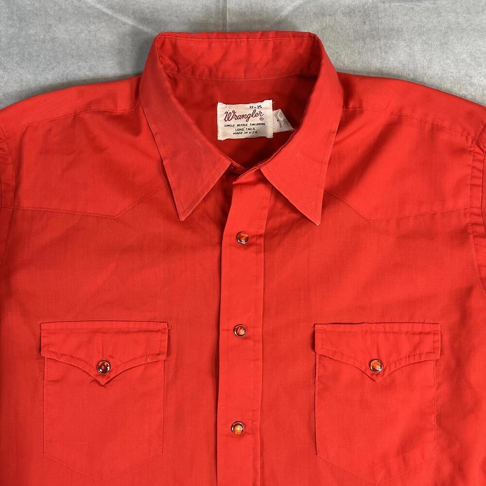 Vintage 70s Wrangler Pearl Snap Shirt Mens 17x35 Red Long Tails Western USA Made